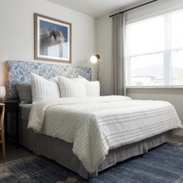 bedroom with spacious areas